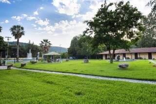 villagio bungalows with garden in lefkada